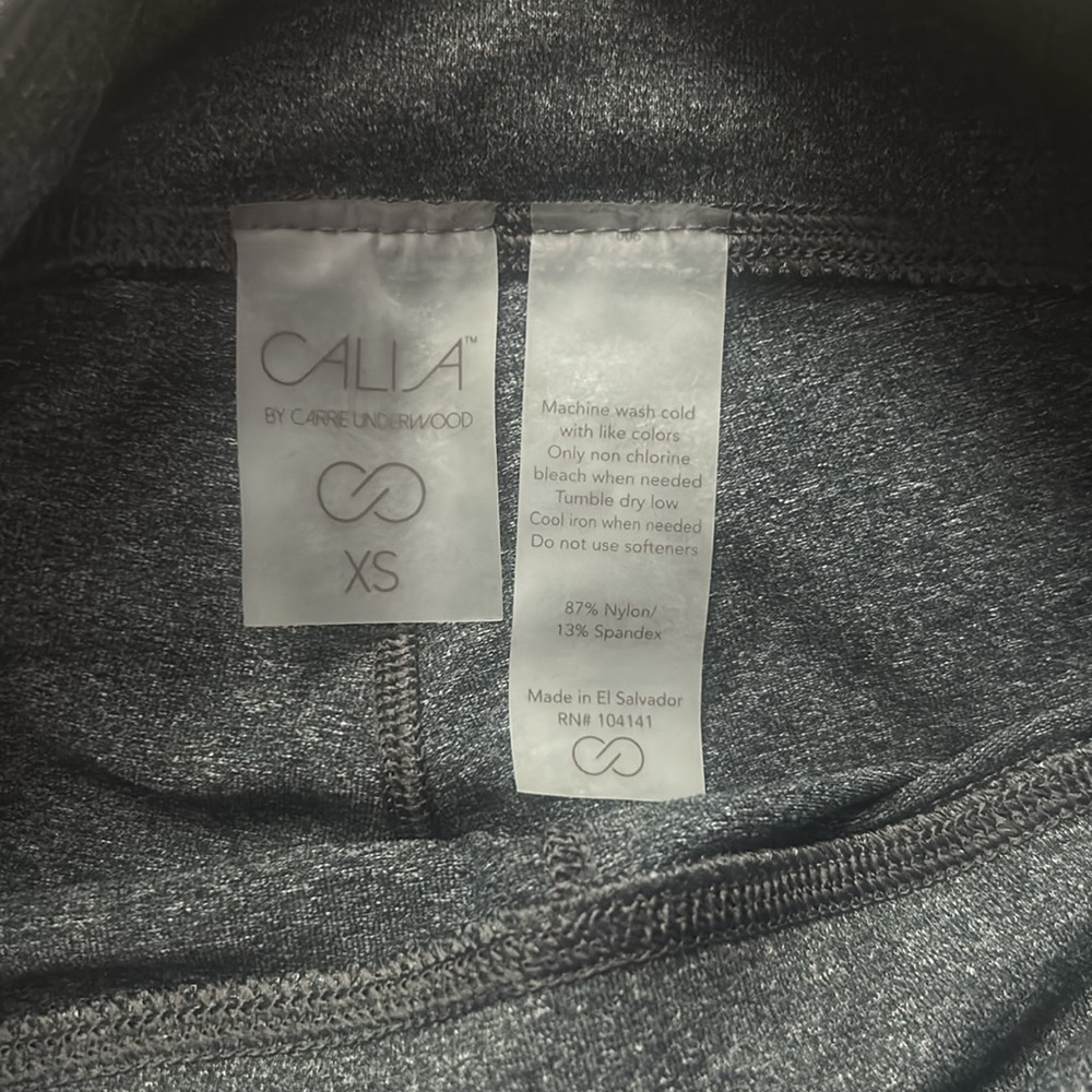 NWOT CALIA Women’s XS Gray Capri Leggings - Picture 4 of 4